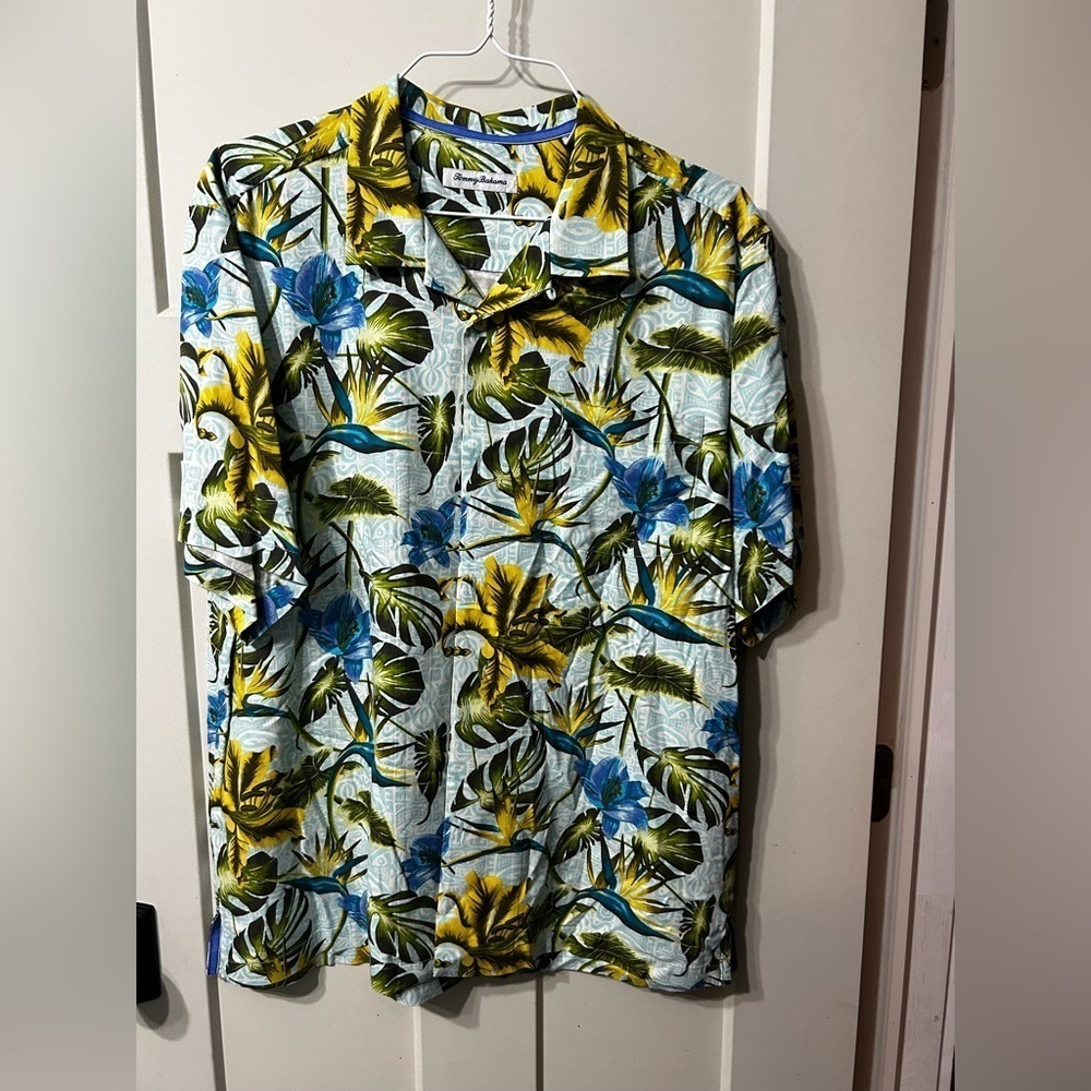 Tommy Bahama Tikis In The Tropics 💯 Silk Camp Shirt In Corsica